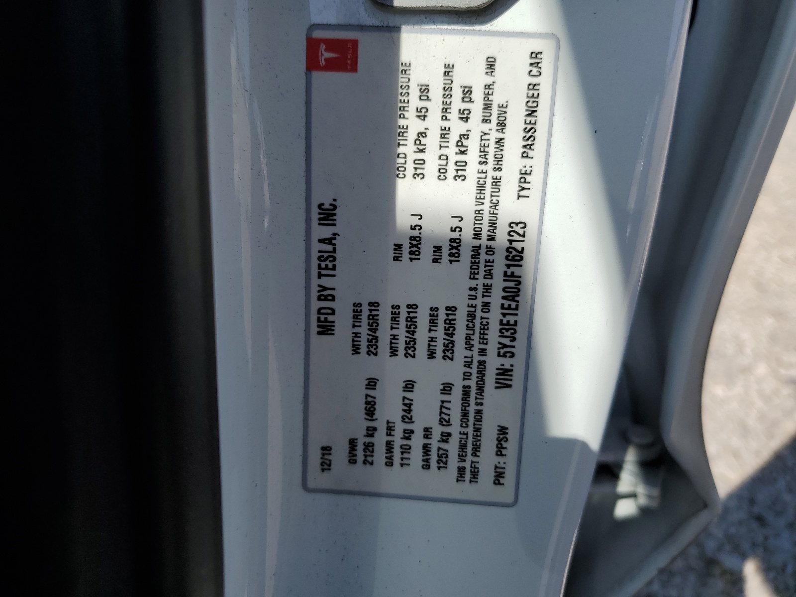 5YJ3E1EA0JF162123 2018 Tesla Model 3