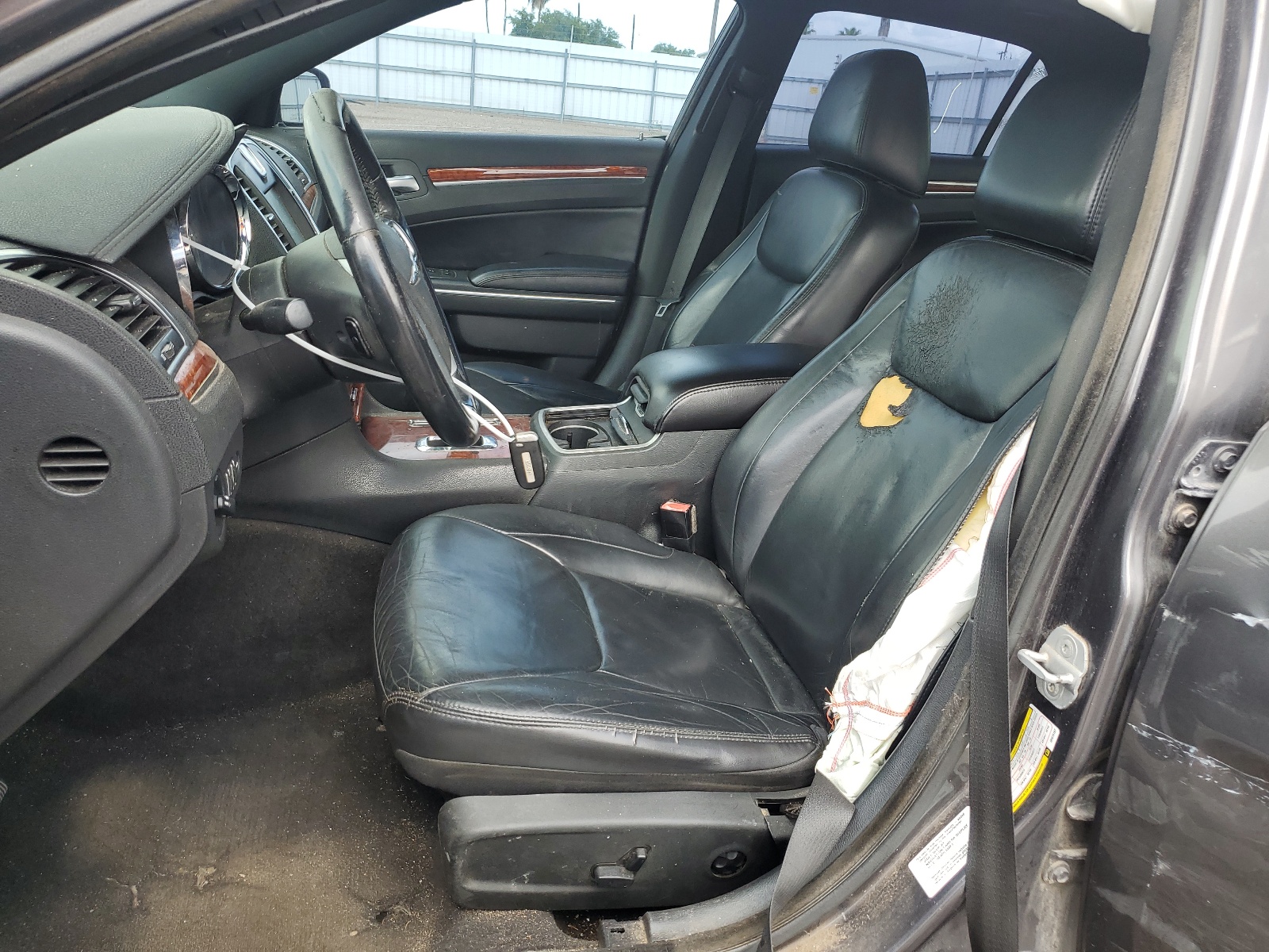 2C3CCAAG1DH615197 2013 Chrysler 300