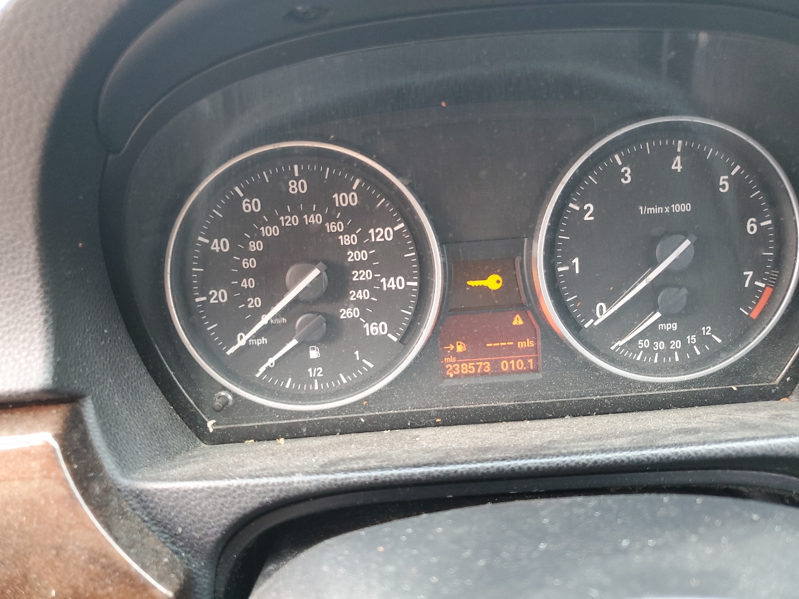 WBAPK5C57BA994234 2011 BMW 328 Xi Sulev