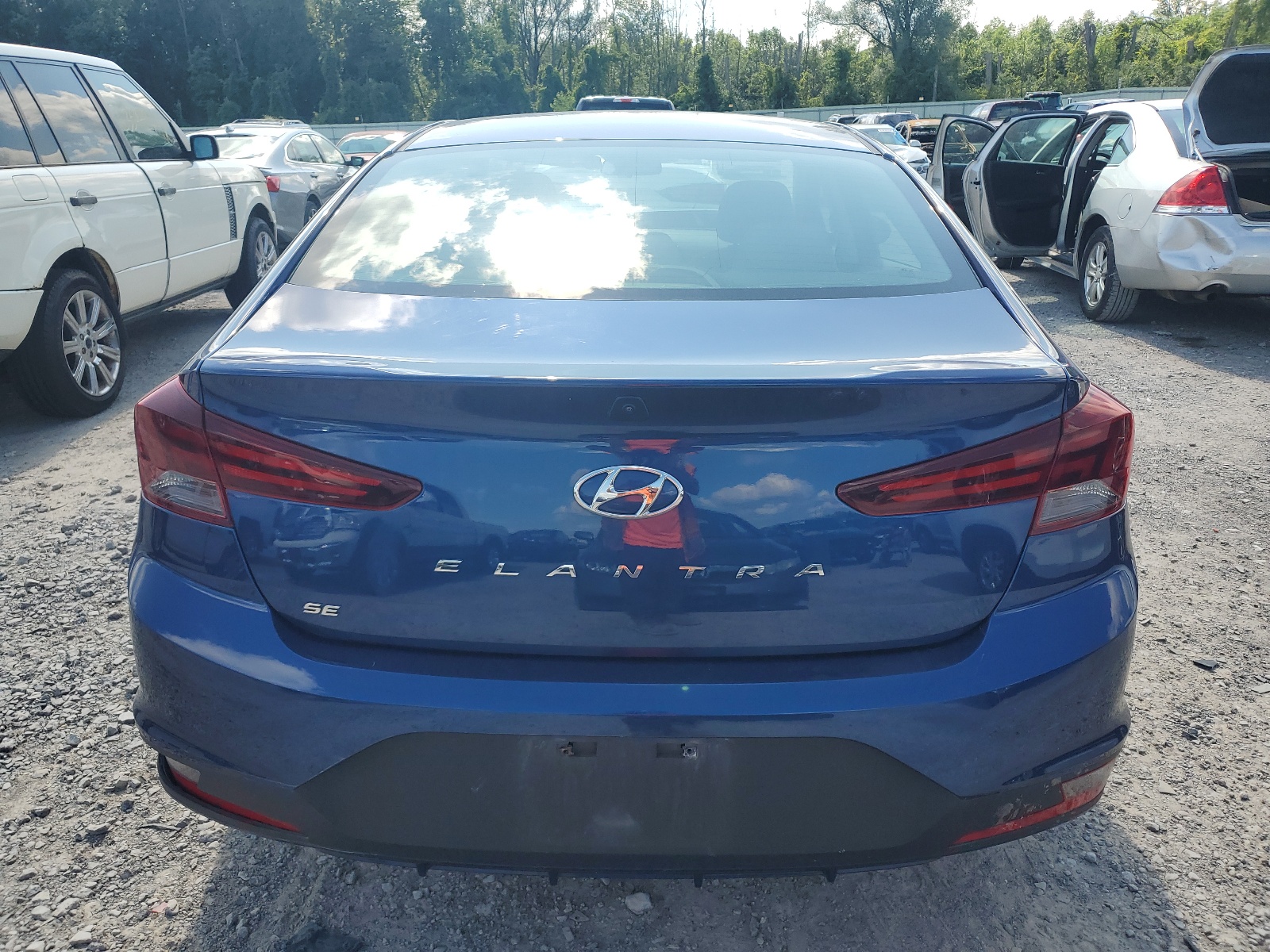 2019 Hyundai Elantra Se vin: 5NPD74LF4KH481591