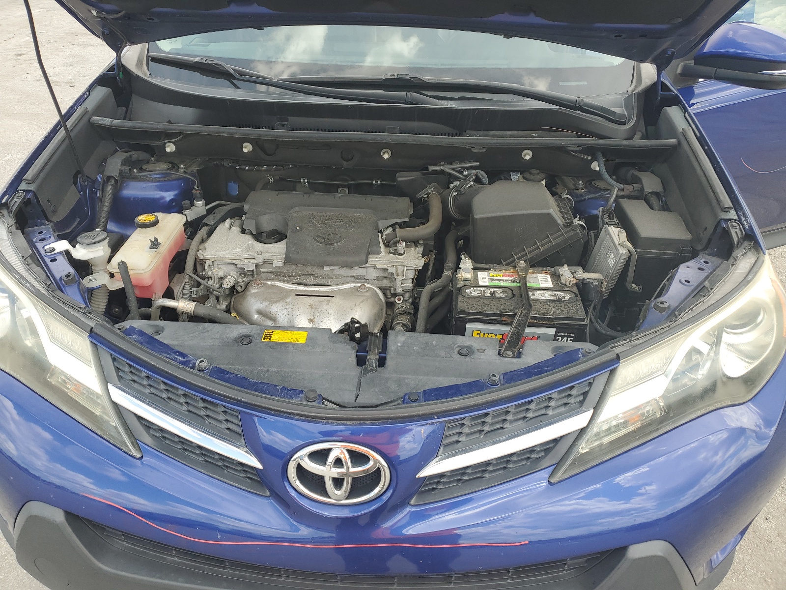 2T3WFREV0FW172826 2015 Toyota Rav4 Xle