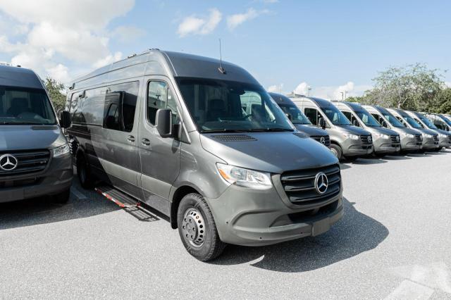  MERCEDES-BENZ SPRINTER 2022 Серый