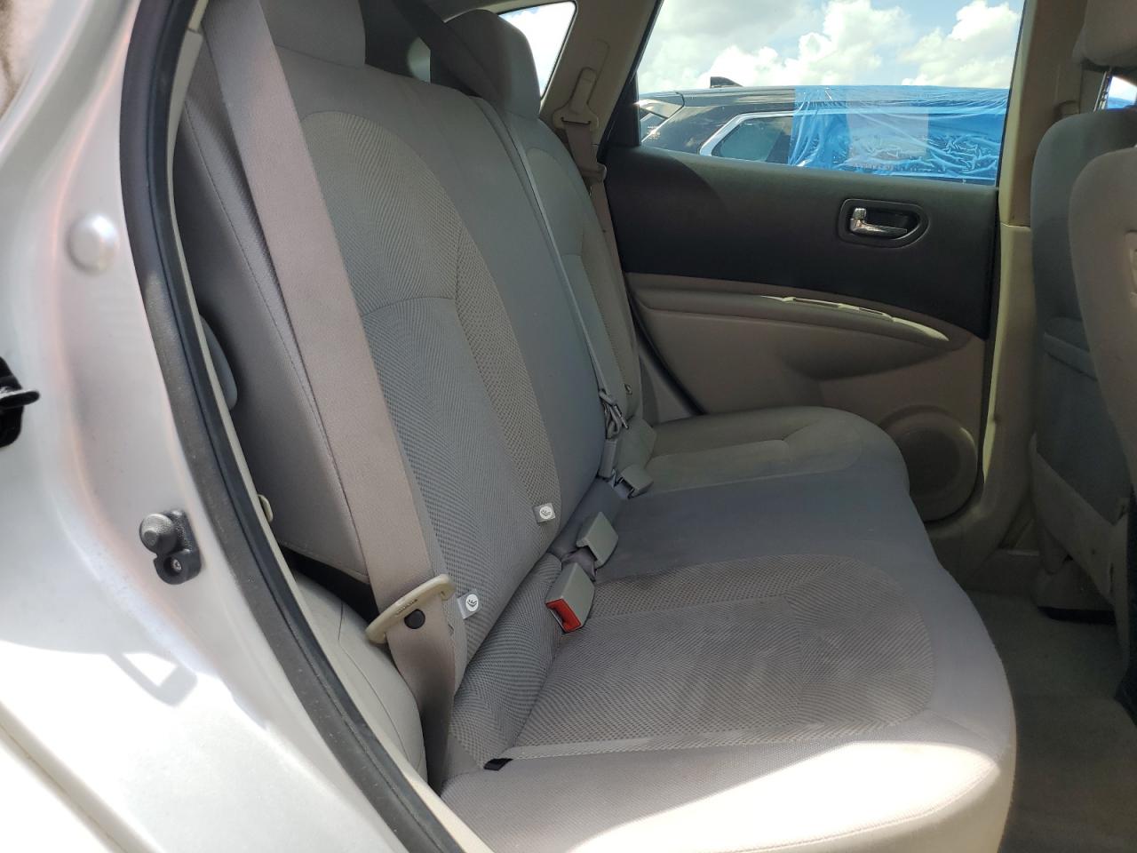 2015 Nissan Rogue Select S VIN: JN8AS5MT6FW157252 Lot: 62304114