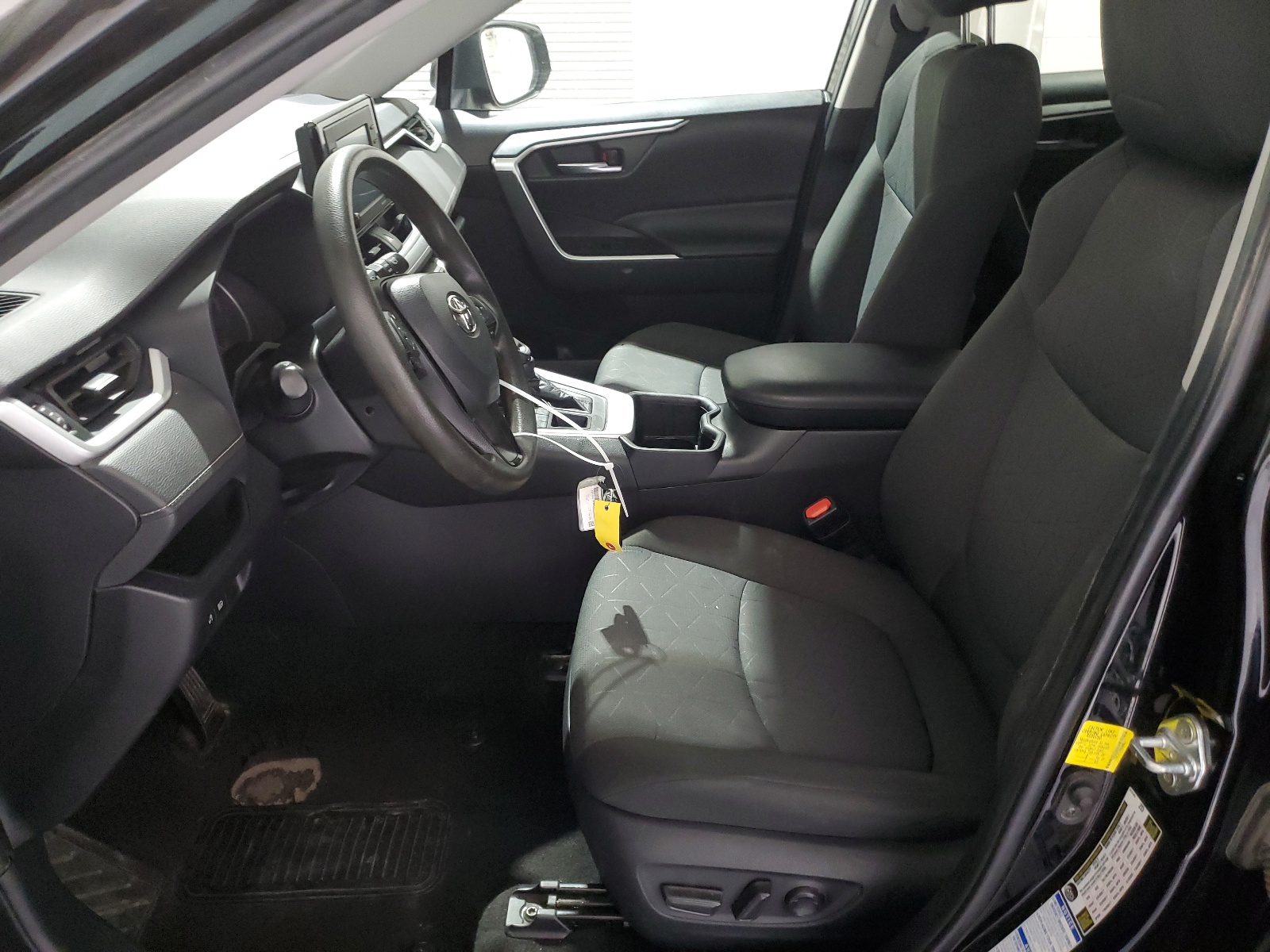 2T3P1RFV0NW280623 2022 Toyota Rav4 Xle