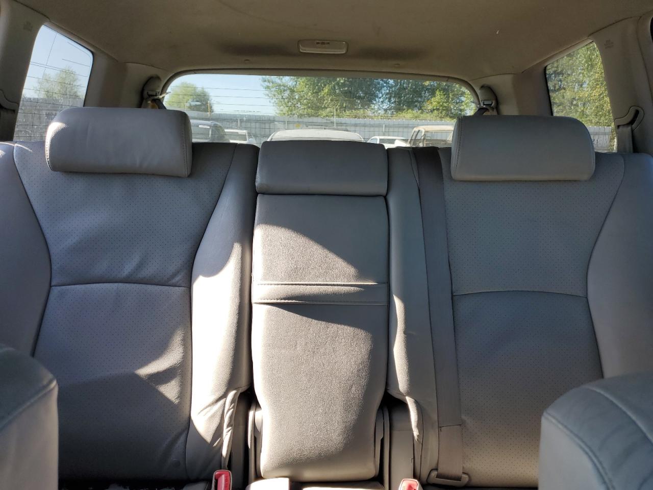 2006 Toyota Highlander Hybrid VIN: JTEEW21A660015646 Lot: 64450134