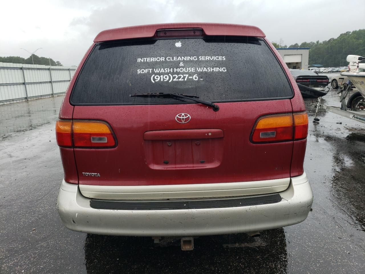 2000 Toyota Sienna Le VIN: 4T3ZF13C3YU245254 Lot: 61238234