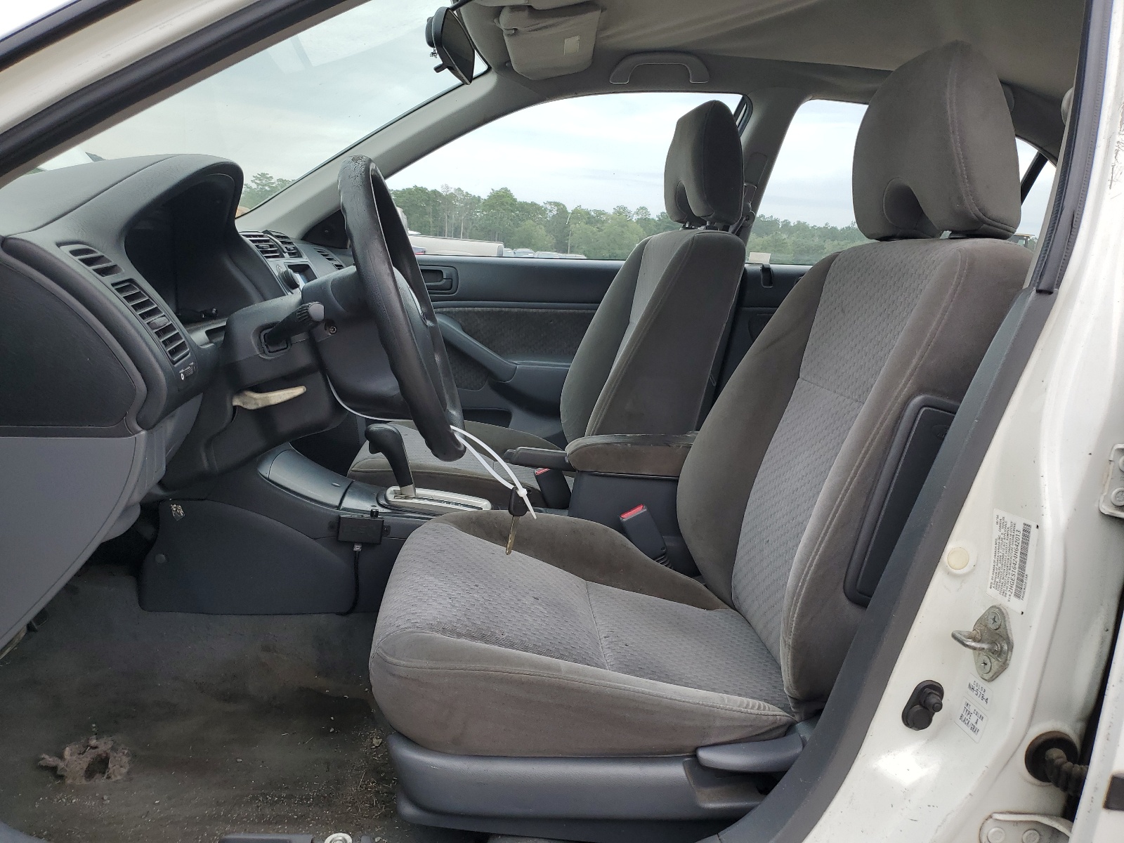 2HGES16424H642013 2004 Honda Civic Dx