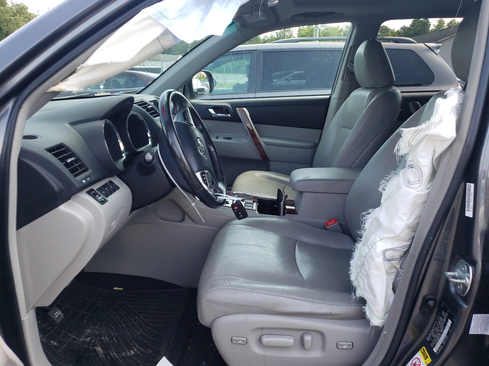 5TDYK3EH5BS047764 2011 Toyota Highlander Limited