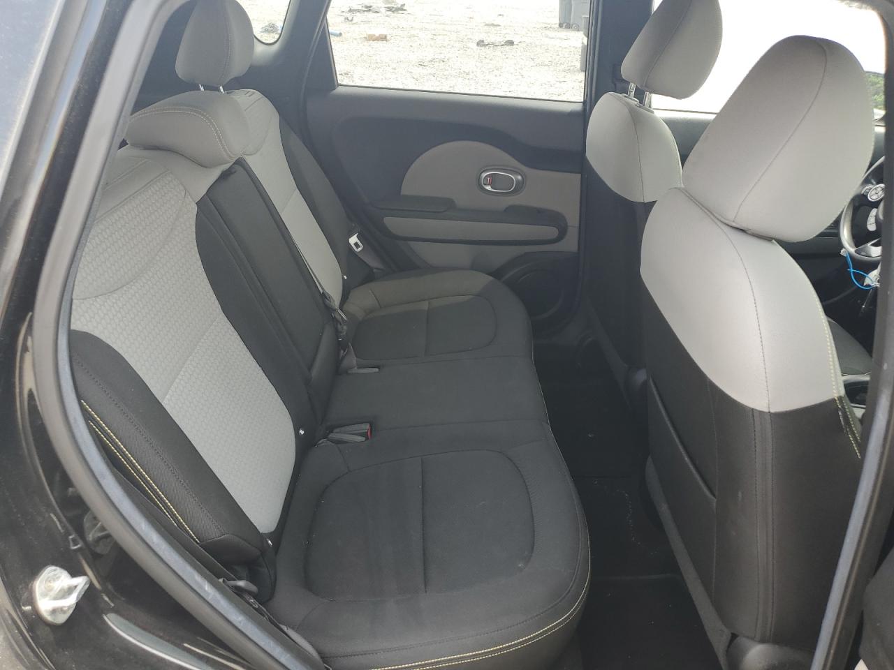 2016 Kia Soul + VIN: KNDJP3A52G7401840 Lot: 64153364