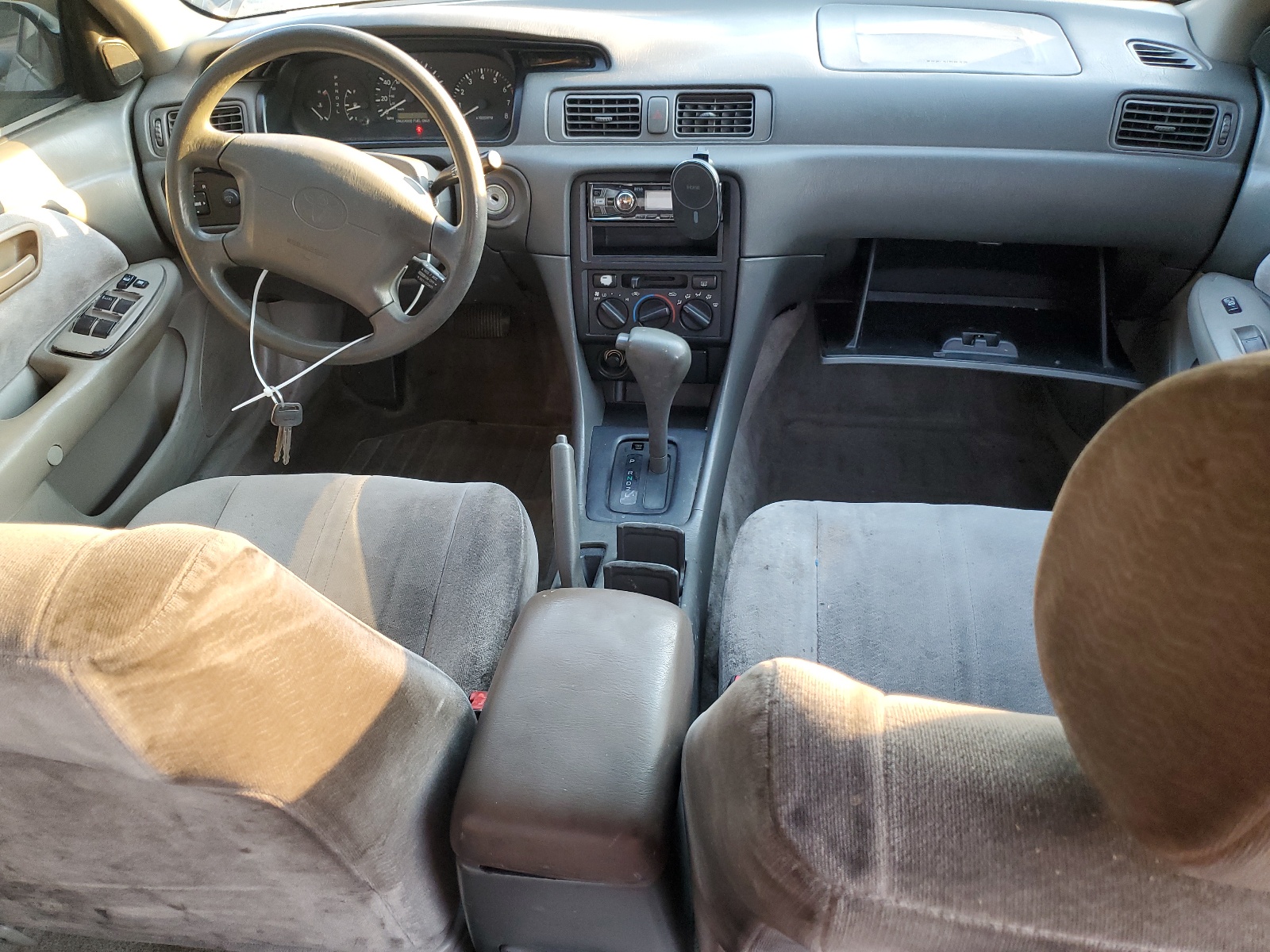 JT2BG22KXX0289454 1999 Toyota Camry Le