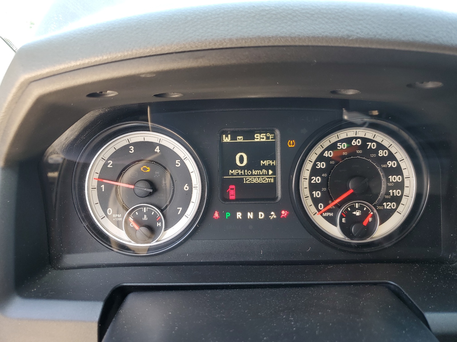 1C6RR7KT4FS635904 2015 Ram 1500 St