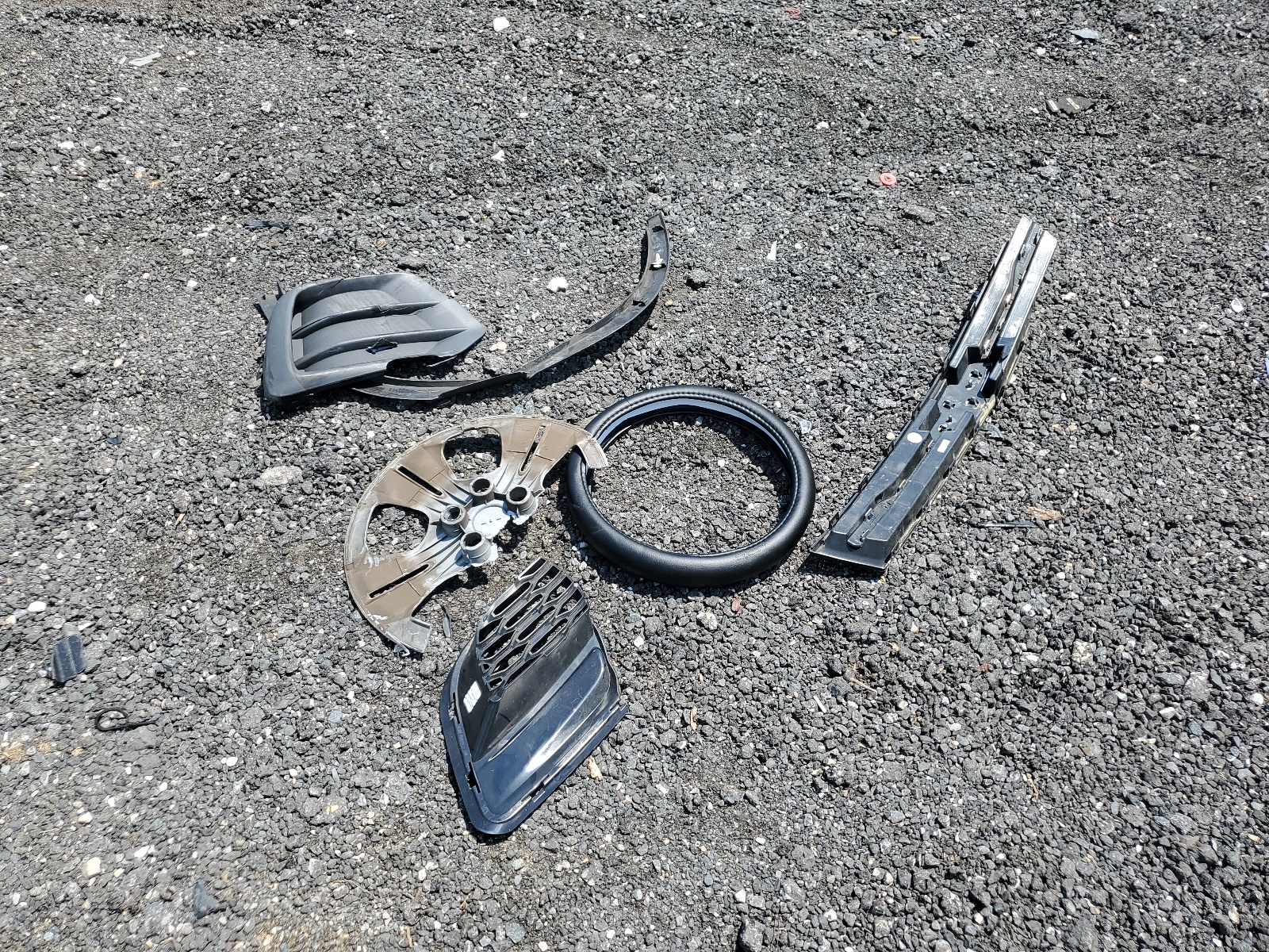 KL7CJKSB4HB163834 2017 Chevrolet Trax Ls