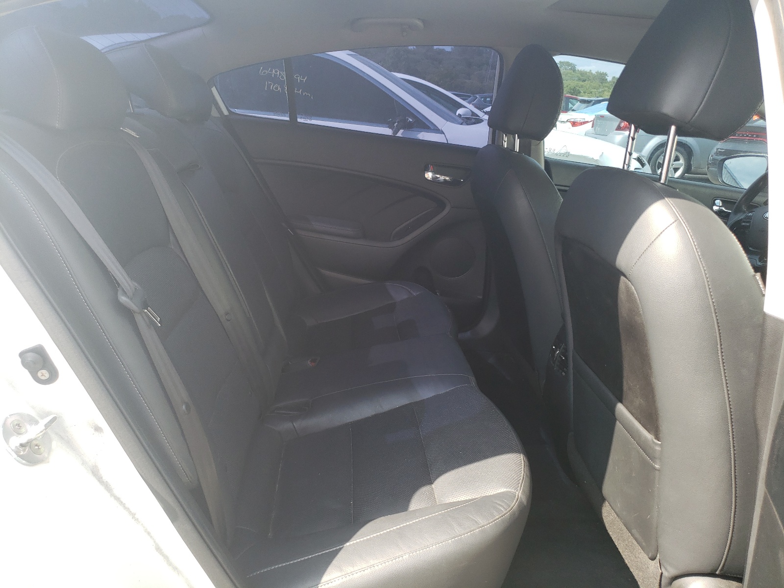 3KPFN4A88HE052762 2017 Kia Forte Ex