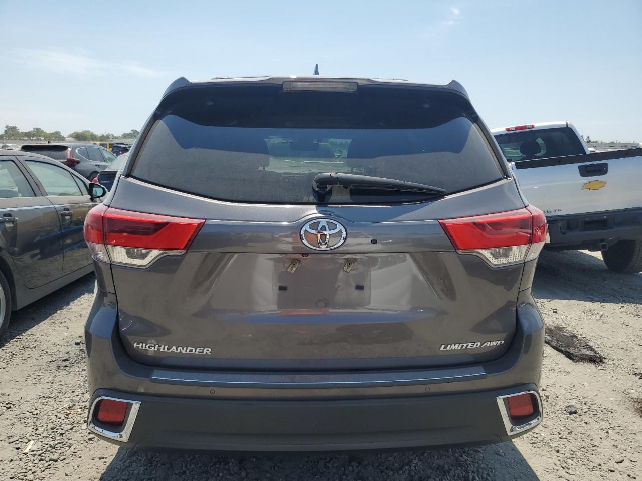 2017 Toyota Highlander Limited VIN: 5TDDZRFH1HS379804 Lot: 63875034