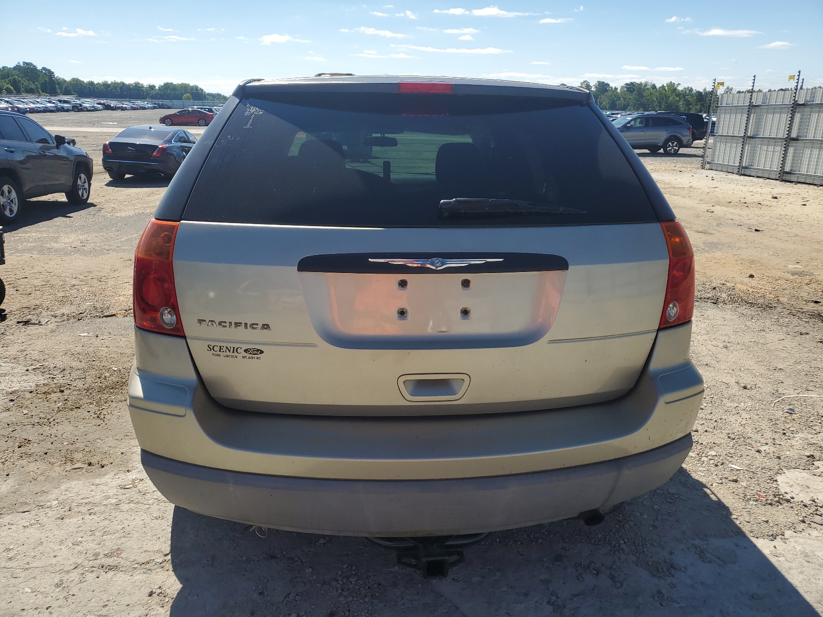 2A4GM48476R867745 2006 Chrysler Pacifica