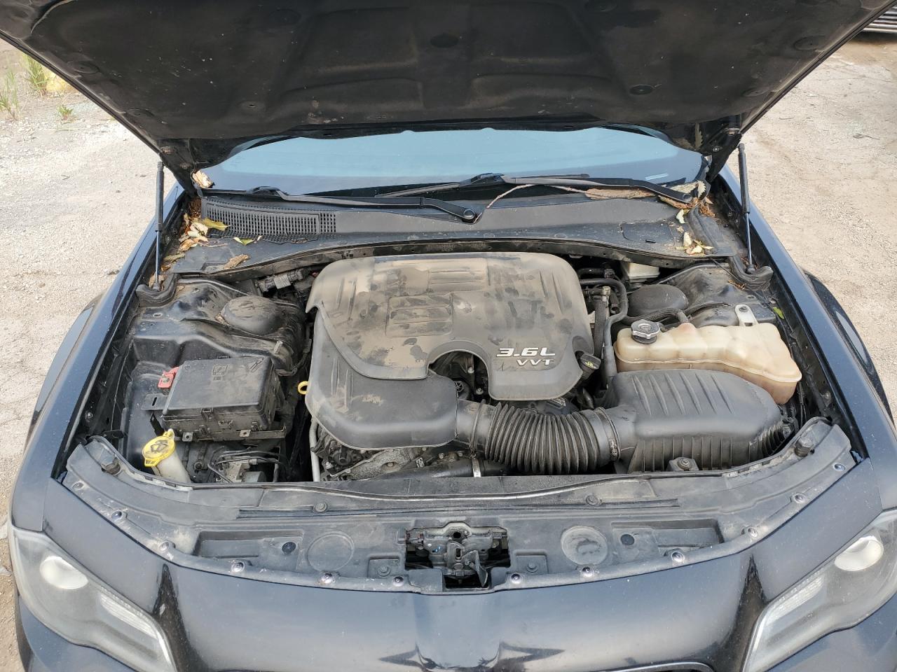 2016 Chrysler 300 S VIN: 2C3CCABG0GH152052 Lot: 64565494