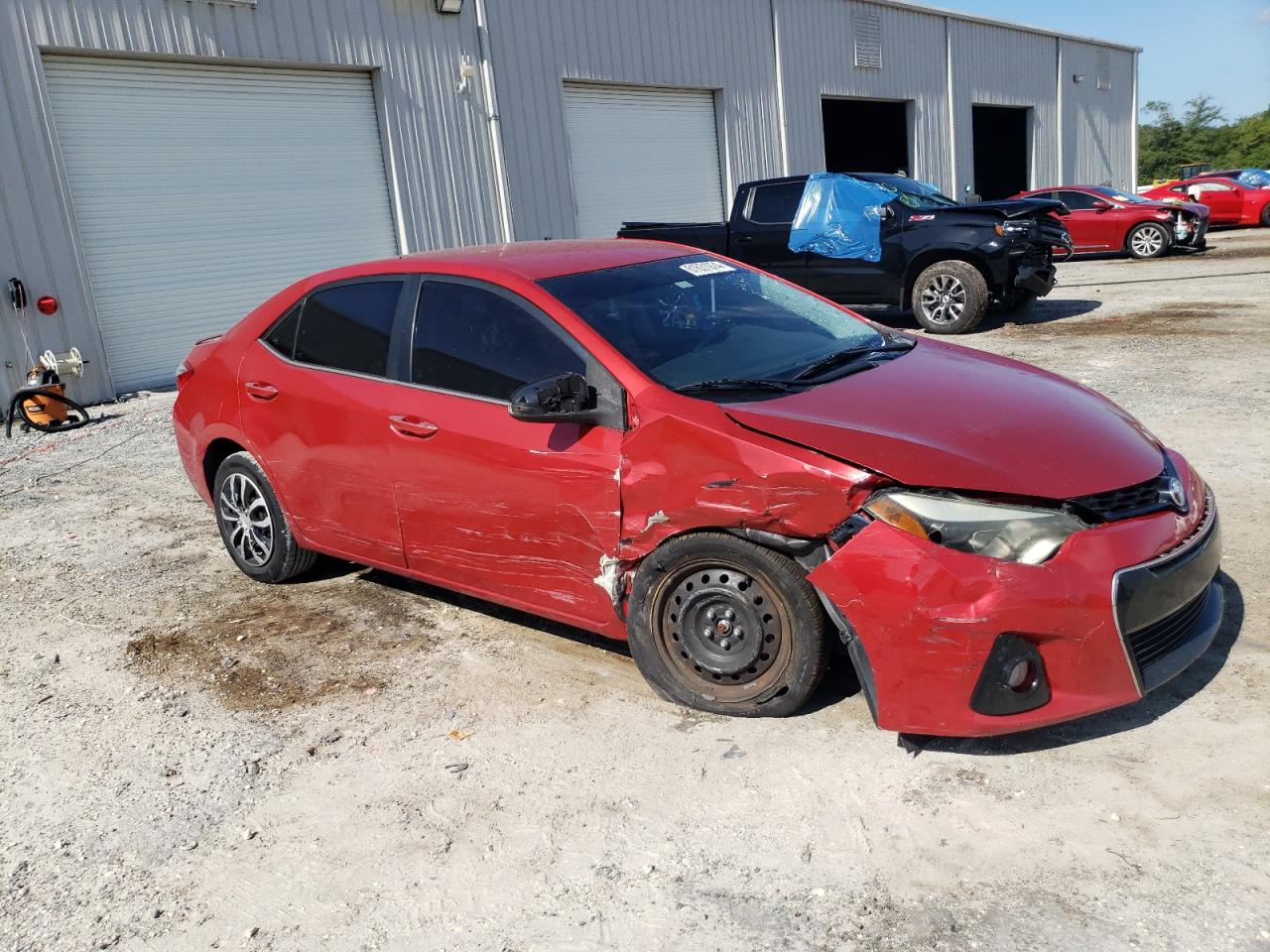 2015 Toyota Corolla L VIN: 5YFBURHE3FP267777 Lot: 61631974