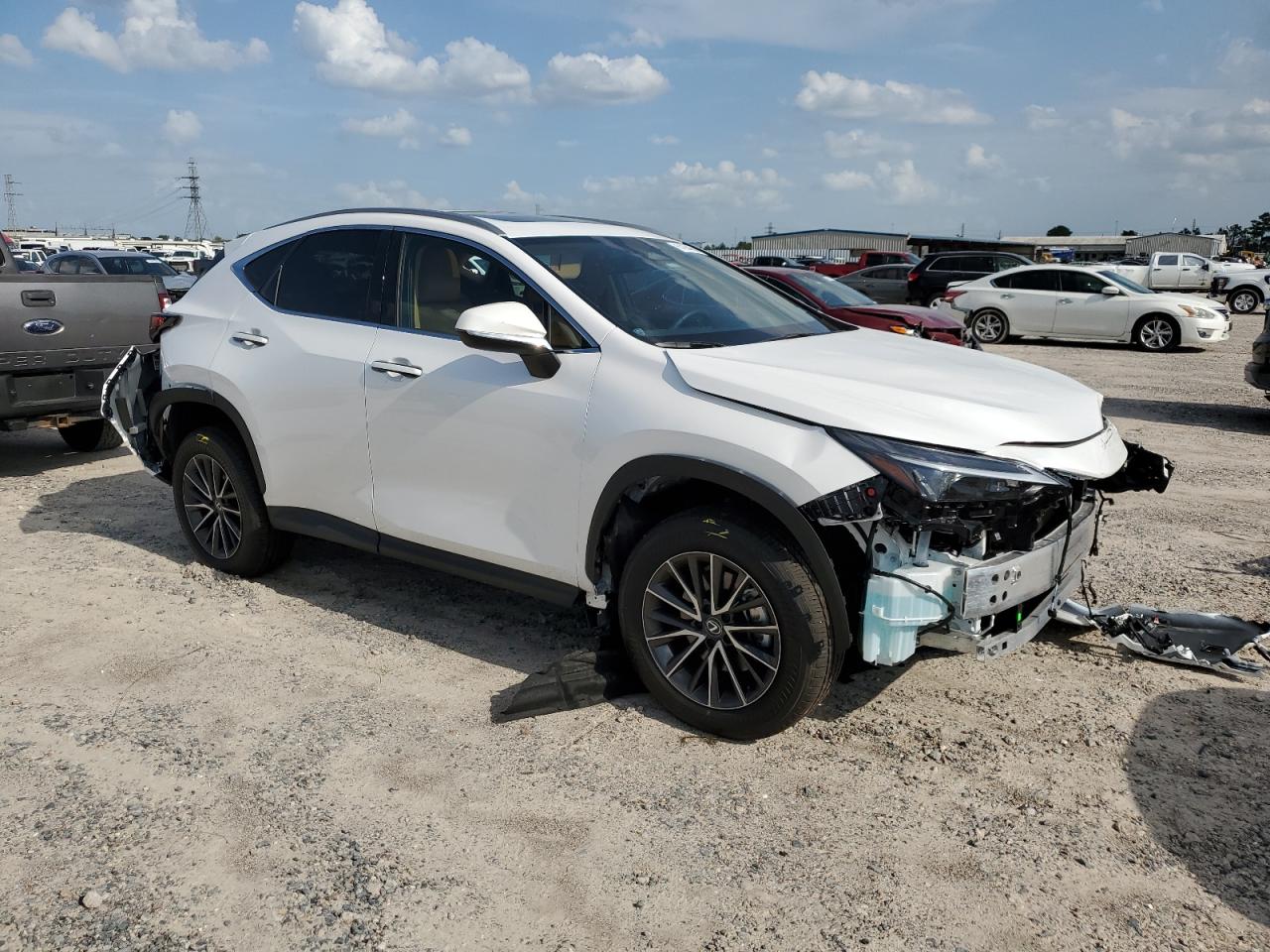 VIN 2T2GDCAZ9SC016882 2025 LEXUS NX 250 PRE no.4