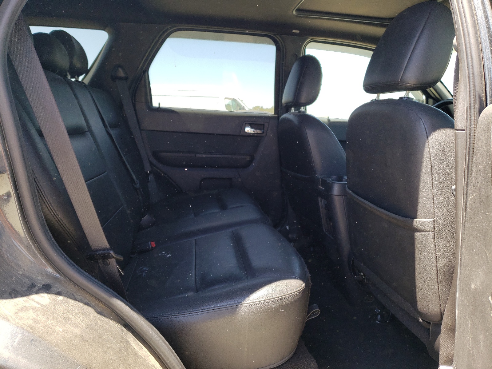 1FMCU041X8KB03202 2008 Ford Escape Limited