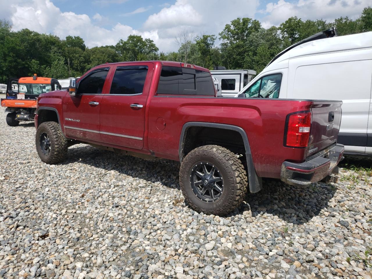 2019 GMC Sierra - Image 2