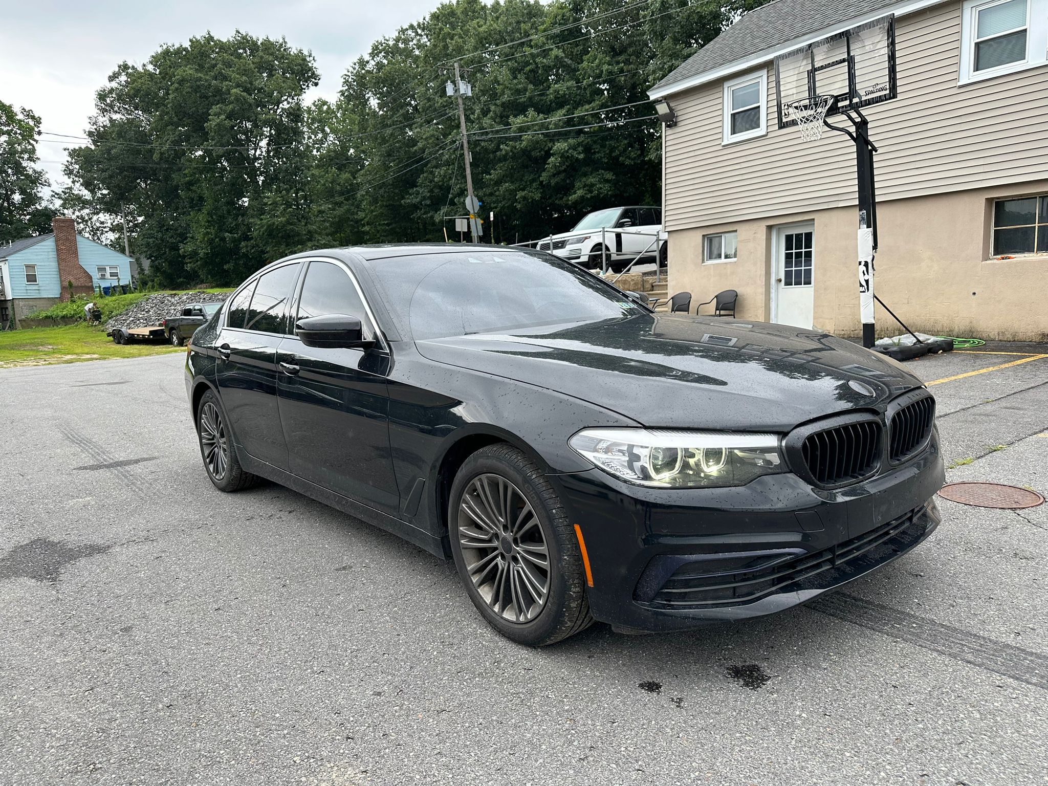 2019 BMW 530 Xi vin: WBAJA7C57KWW17359