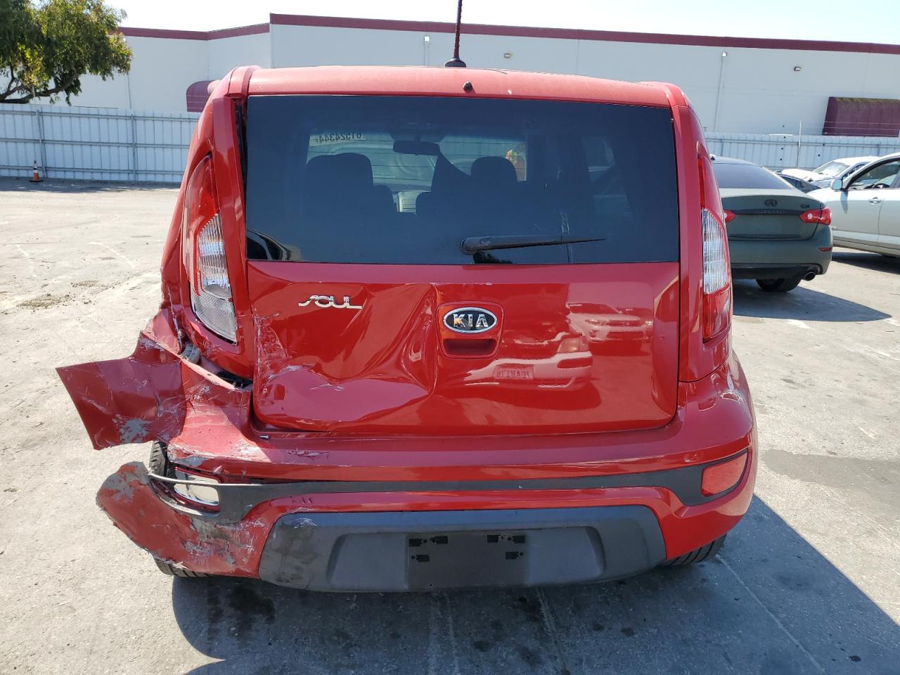 2012 Kia Soul + VIN: KNDJT2A64C7467184 Lot: 61524344