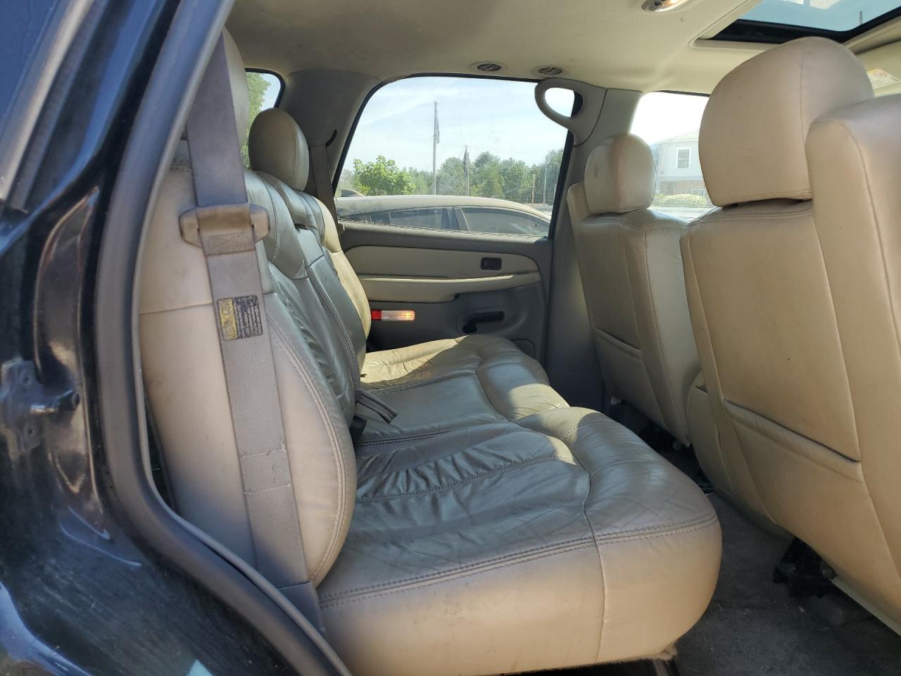 2002 Chevrolet Tahoe K1500 VIN: 1GNEK13Z92R322464 Lot: 61723324