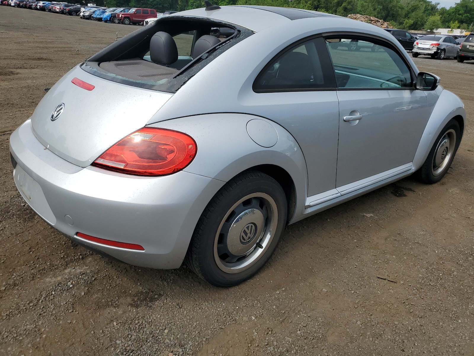 2012 Volkswagen Beetle vin: 3VWJP7AT7CM636771