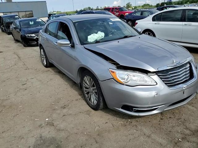 2013 Chrysler 200 Limited VIN: 1C3CCBCG1DN575567 Lot: 64685114