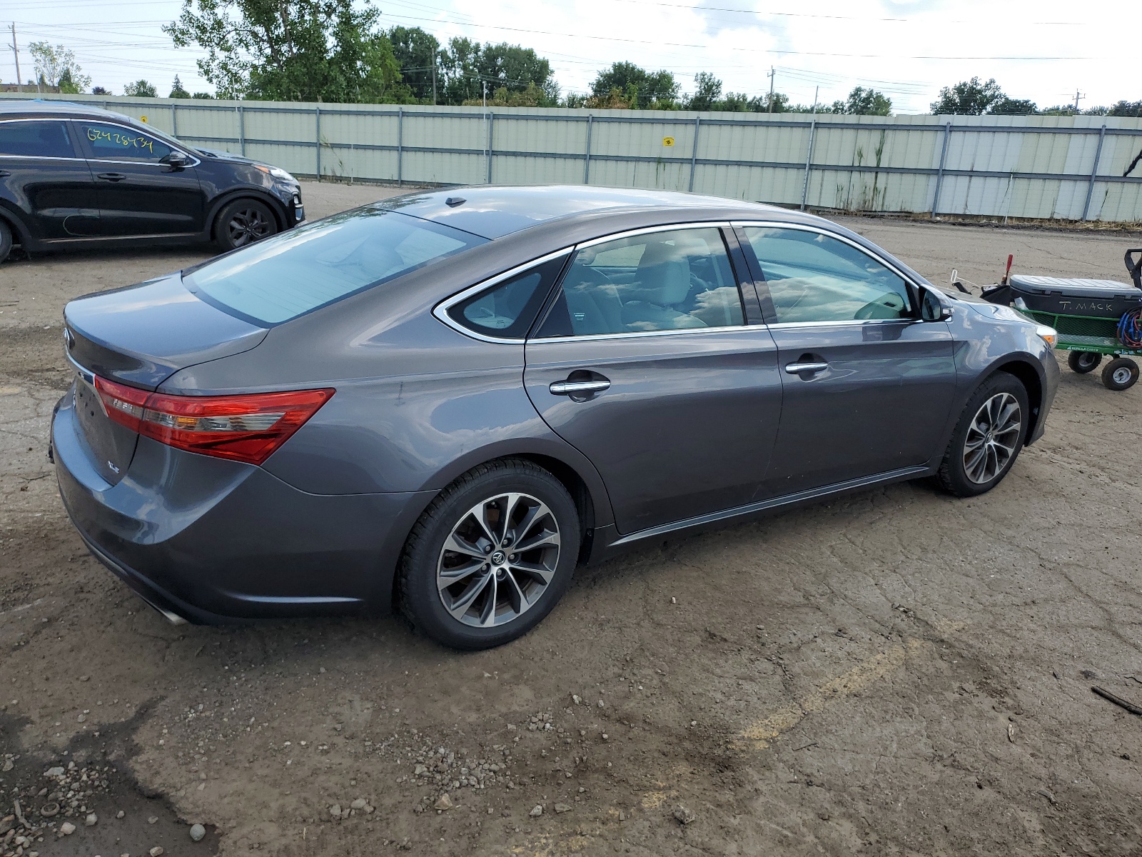 4T1BK1EB8GU230290 2016 Toyota Avalon Xle