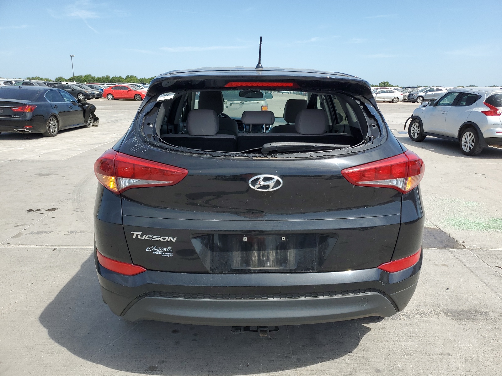 KM8J23A43JU700909 2018 Hyundai Tucson Se