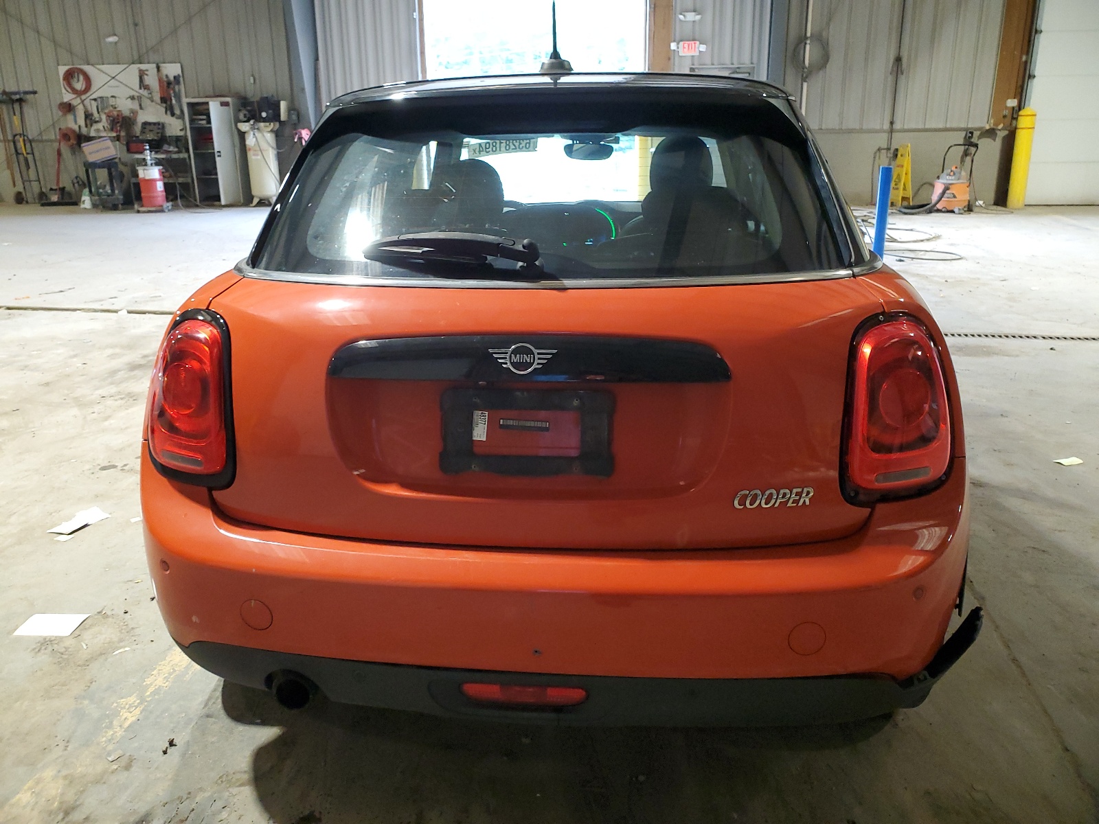 WMWXU1C58K2J01808 2019 Mini Cooper