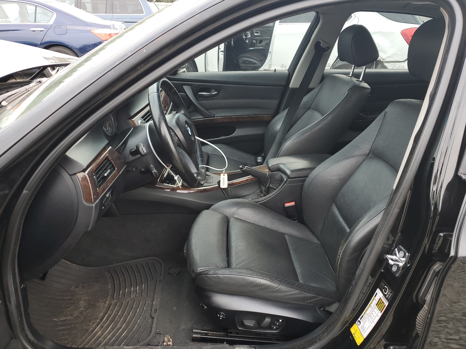 WBAVC53577FZ73737 2007 BMW 328 I Sulev