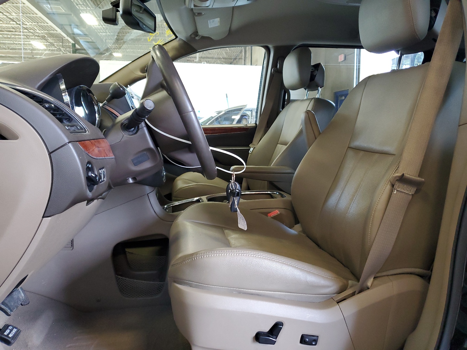 2C4RC1CG2FR539781 2015 Chrysler Town & Country Touring L