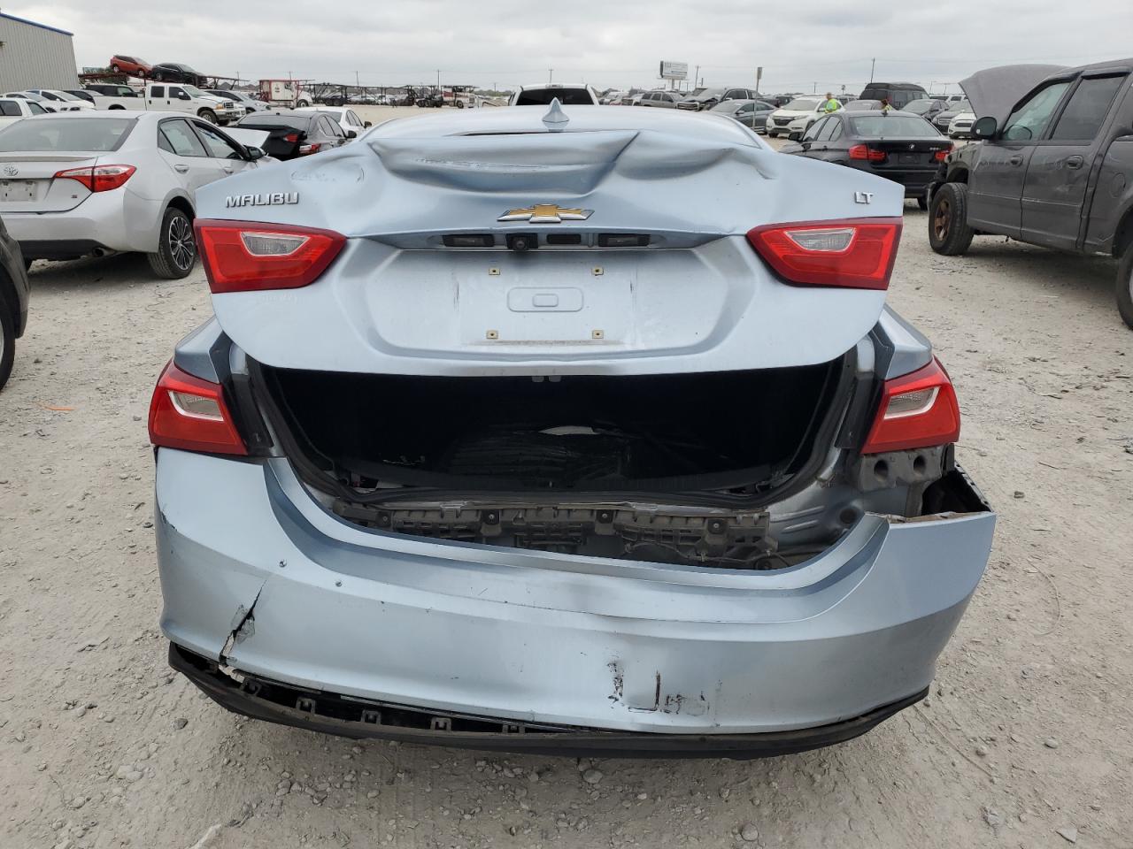 2018 Chevrolet Malibu Lt VIN: 1G1ZD5ST4JF205179 Lot: 65012944