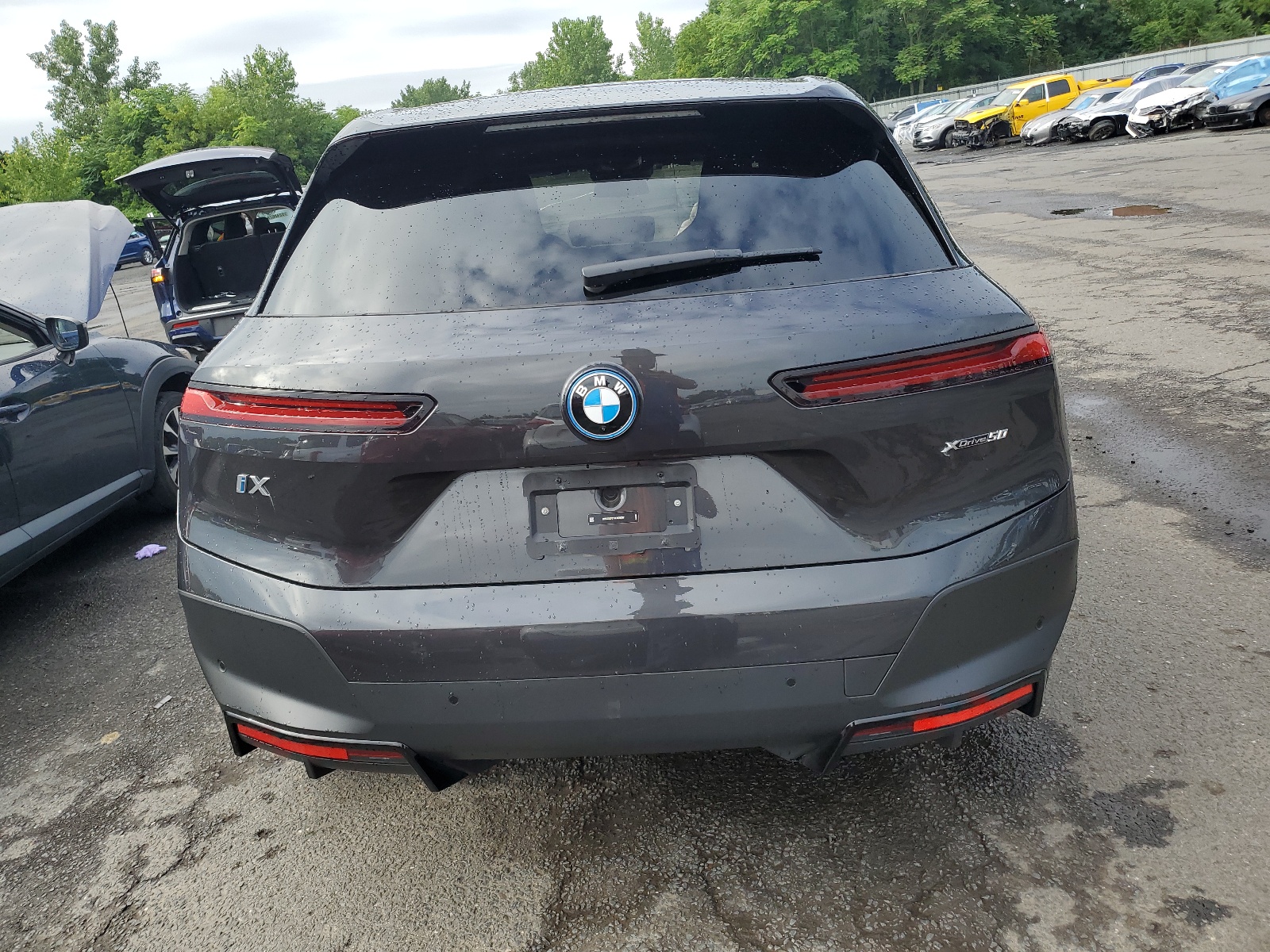 WB523CF01RCN99037 2024 BMW Ix xDrive50