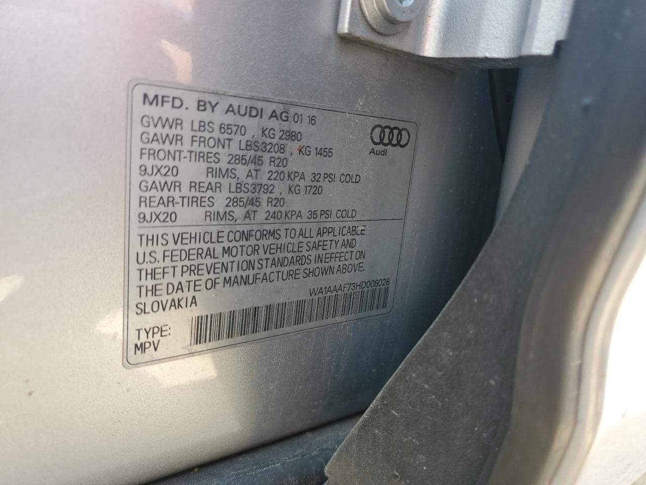 WA1AAAF73HD006028 2017 Audi Q7 Premium