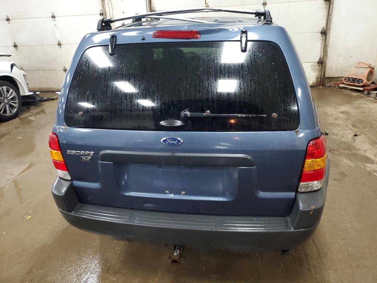 2001 Ford Escape Xlt VIN: 1FMYU04181KC18036 Lot: 62019214