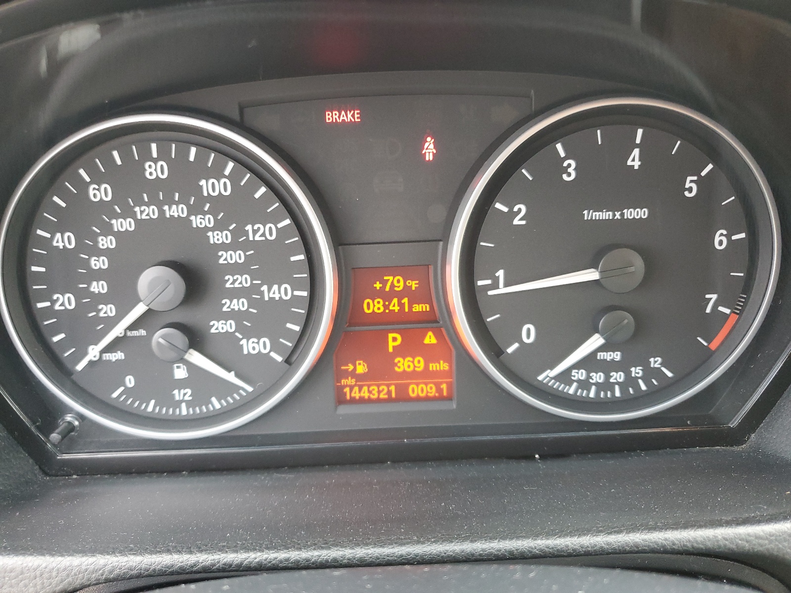 WBAVA33527KX81532 2007 BMW 328 I