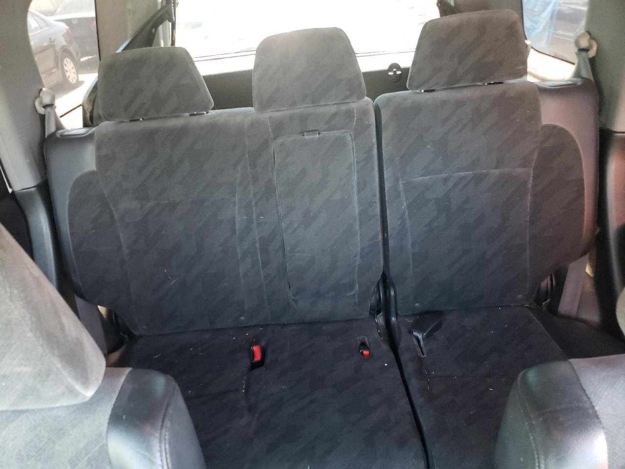 2004 Honda Cr-V Ex VIN: JHLRD78894C011410 Lot: 61691024