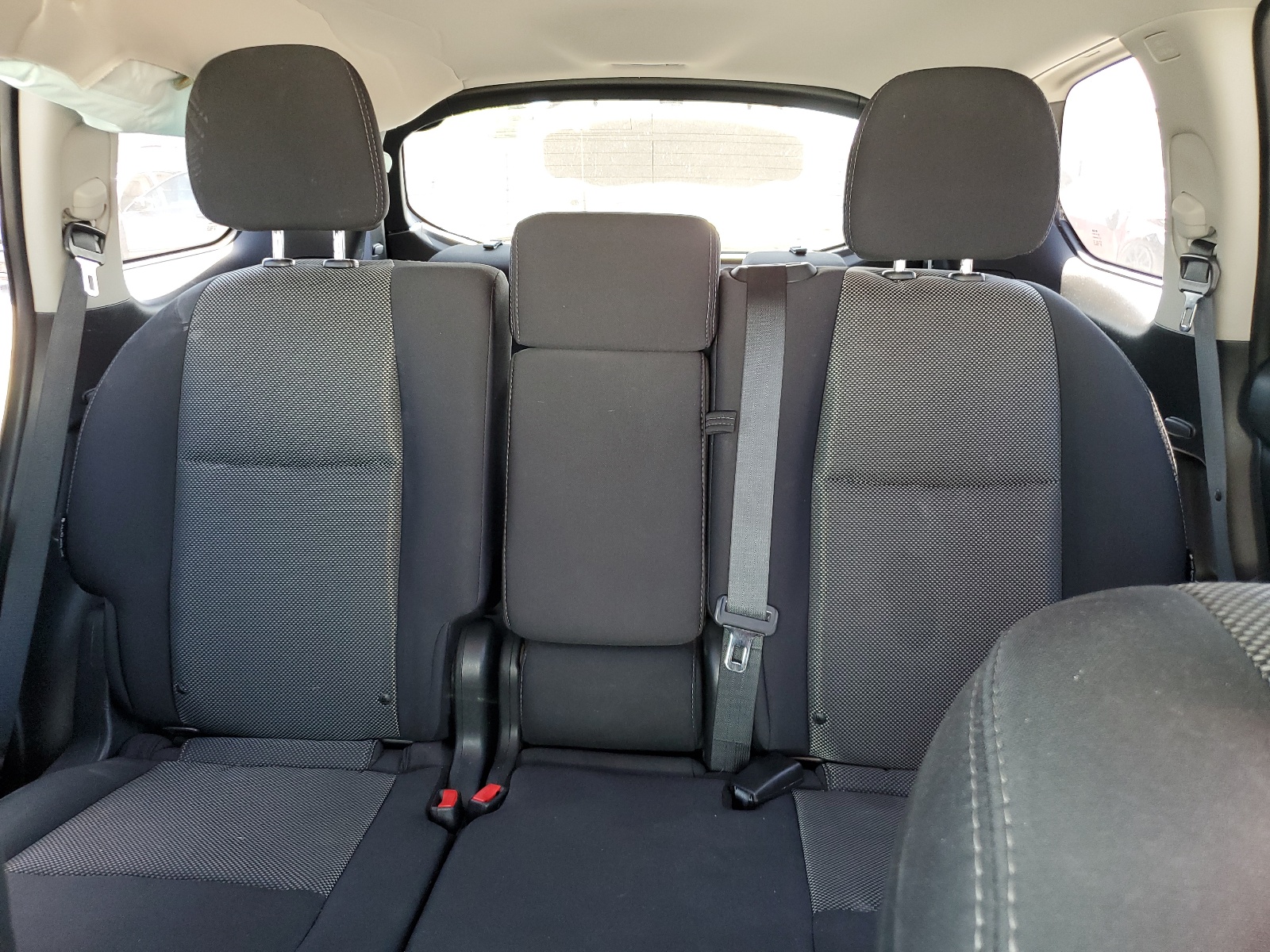 5N1DR2MN7KC596357 2019 Nissan Pathfinder S