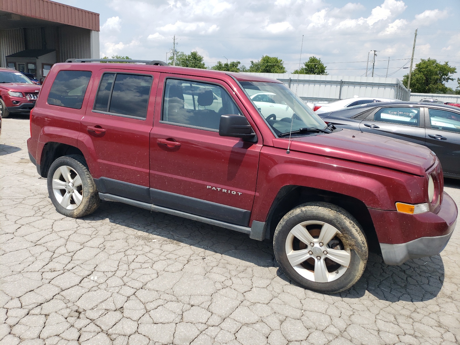 2014 Jeep Patriot Latitude vin: 1C4NJRFB2ED788215