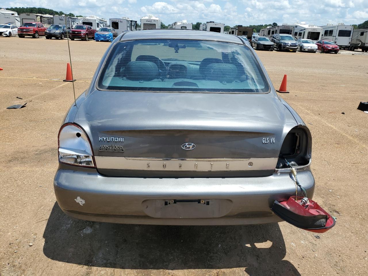 KMHWF35V61A477442 2001 Hyundai Sonata Gls