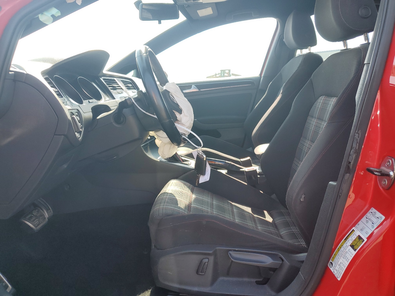 3VW4T7AU5GM027573 2016 Volkswagen Gti S/Se