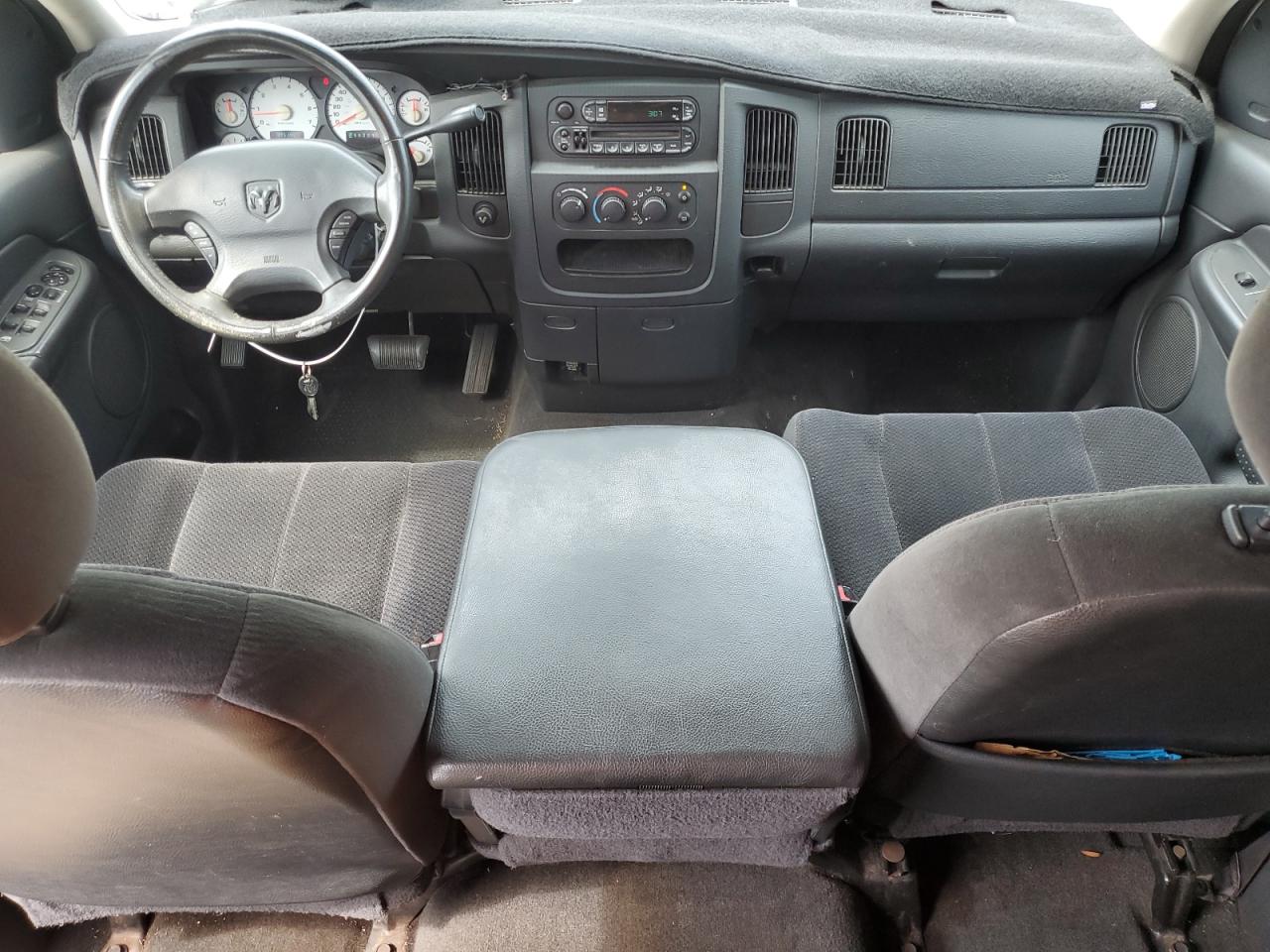 2002 Dodge Ram 1500 VIN: 1D7HA18N22S703490 Lot: 64842464