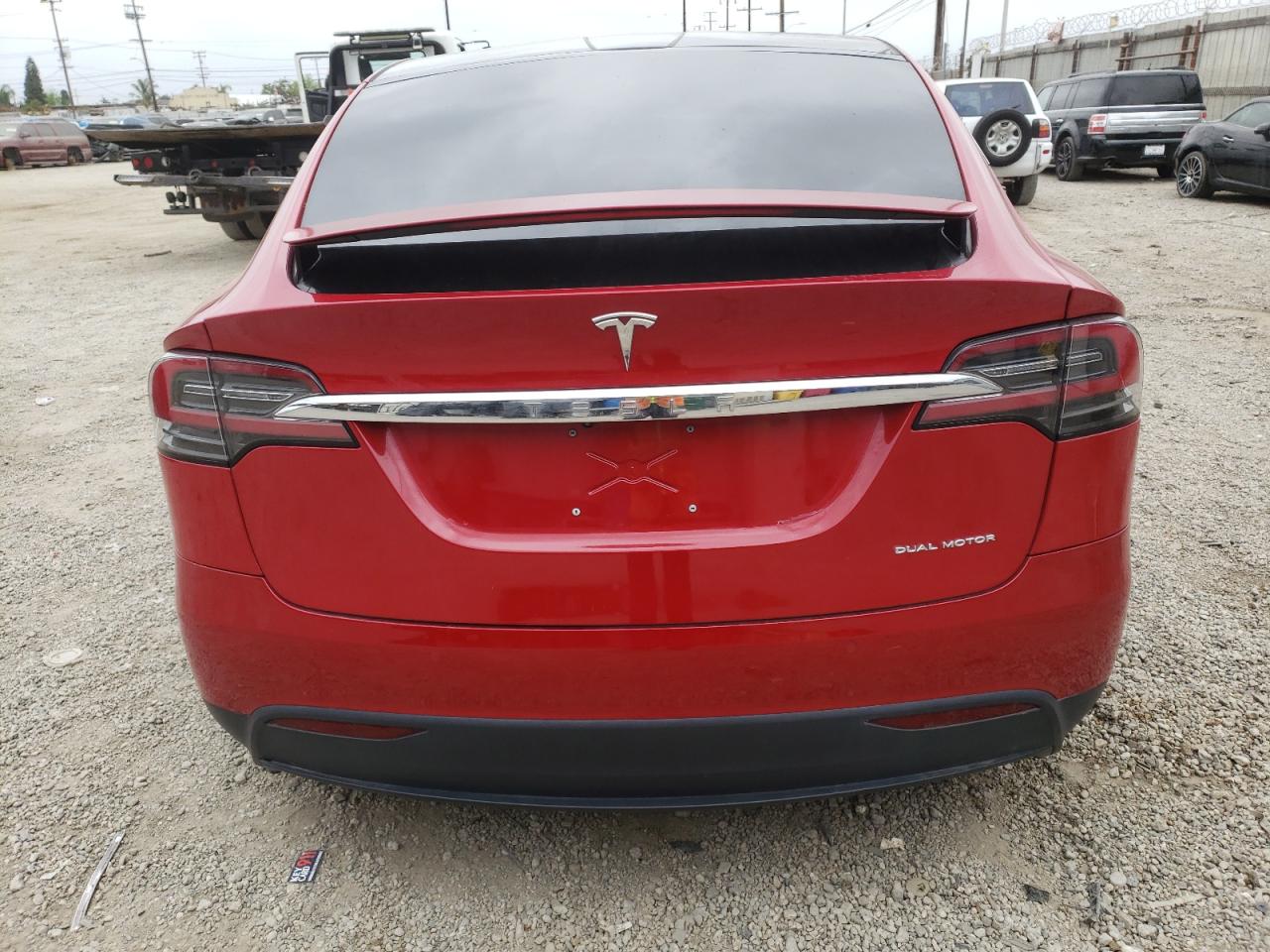 2021 Tesla Model X vin: 5YJXCBE24MF324376