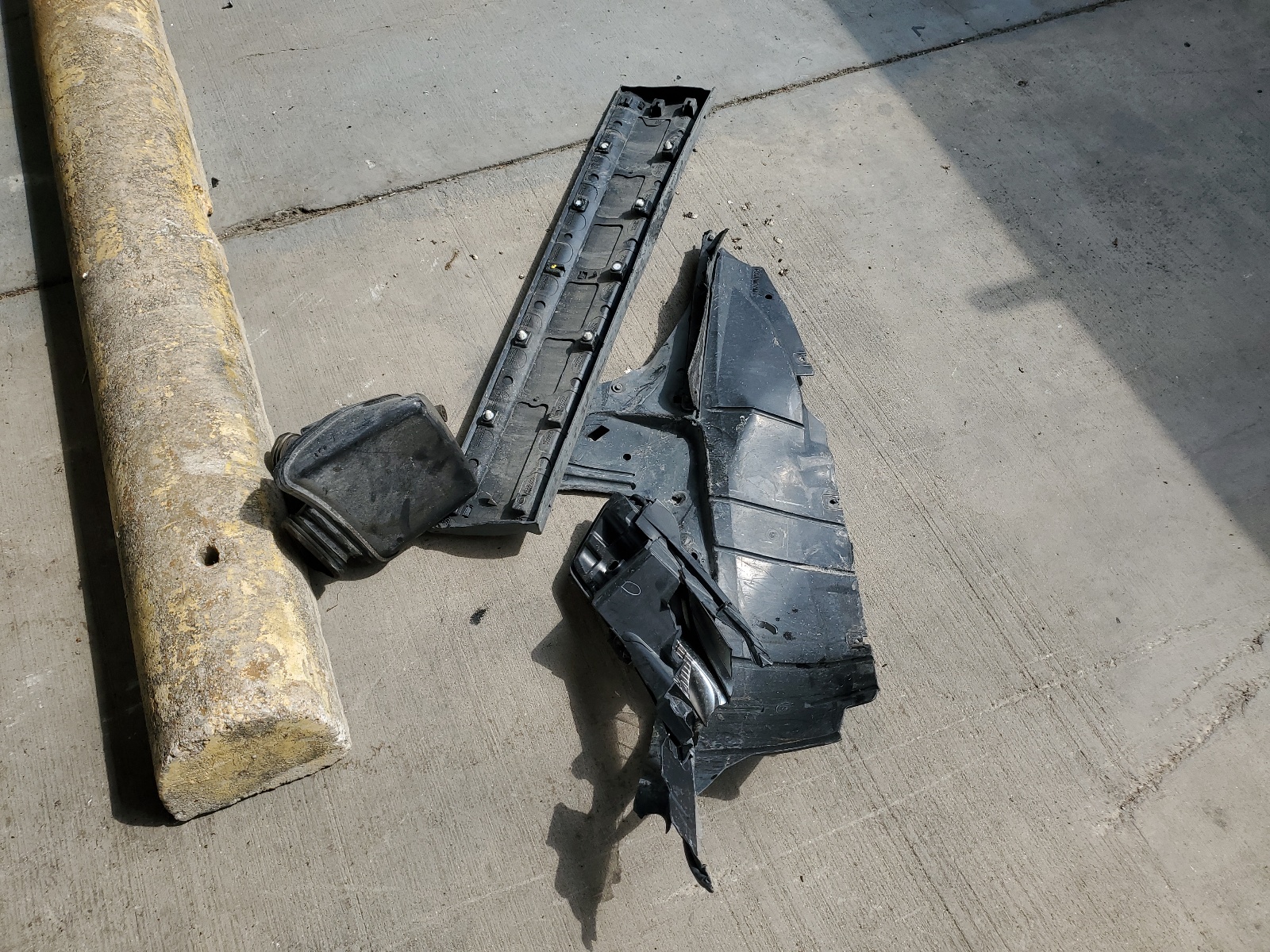 2GNAXNEV0K6208415 2019 Chevrolet Equinox Premier