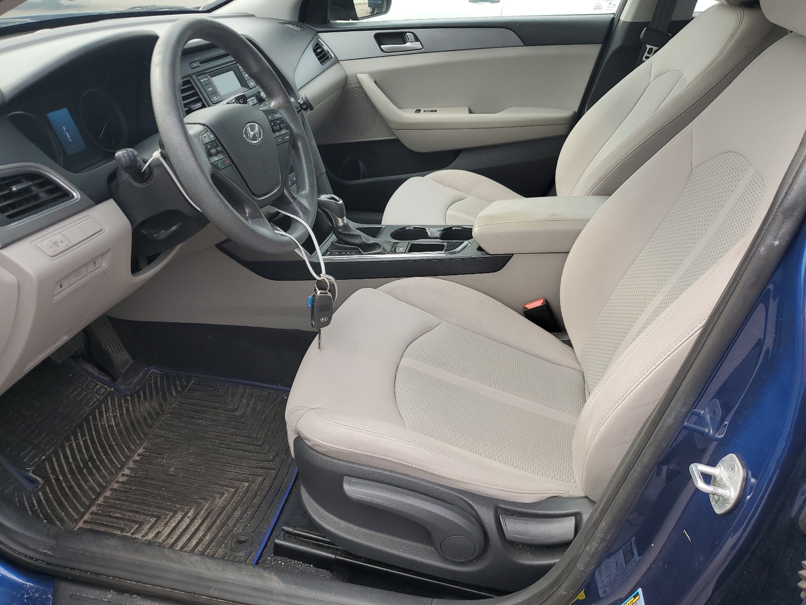 5NPE24AFXHH477401 2017 Hyundai Sonata Se