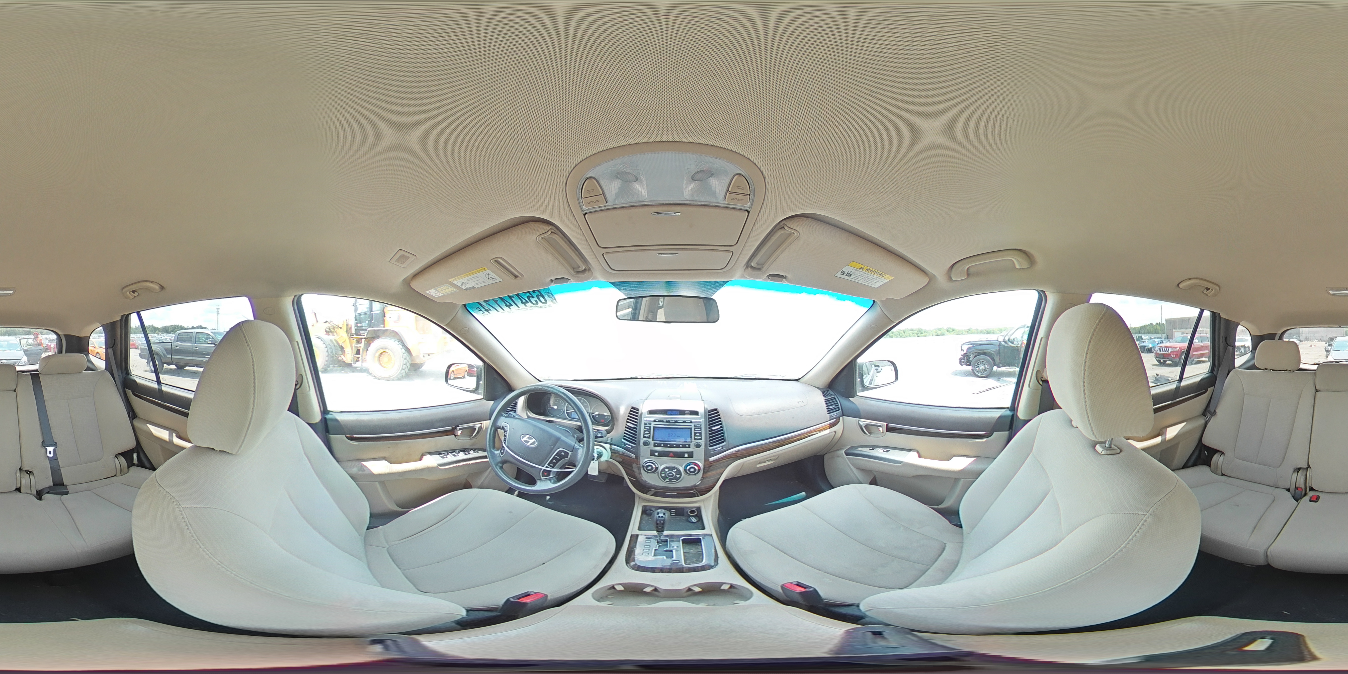 2012 Hyundai Santa Fe - Image 14