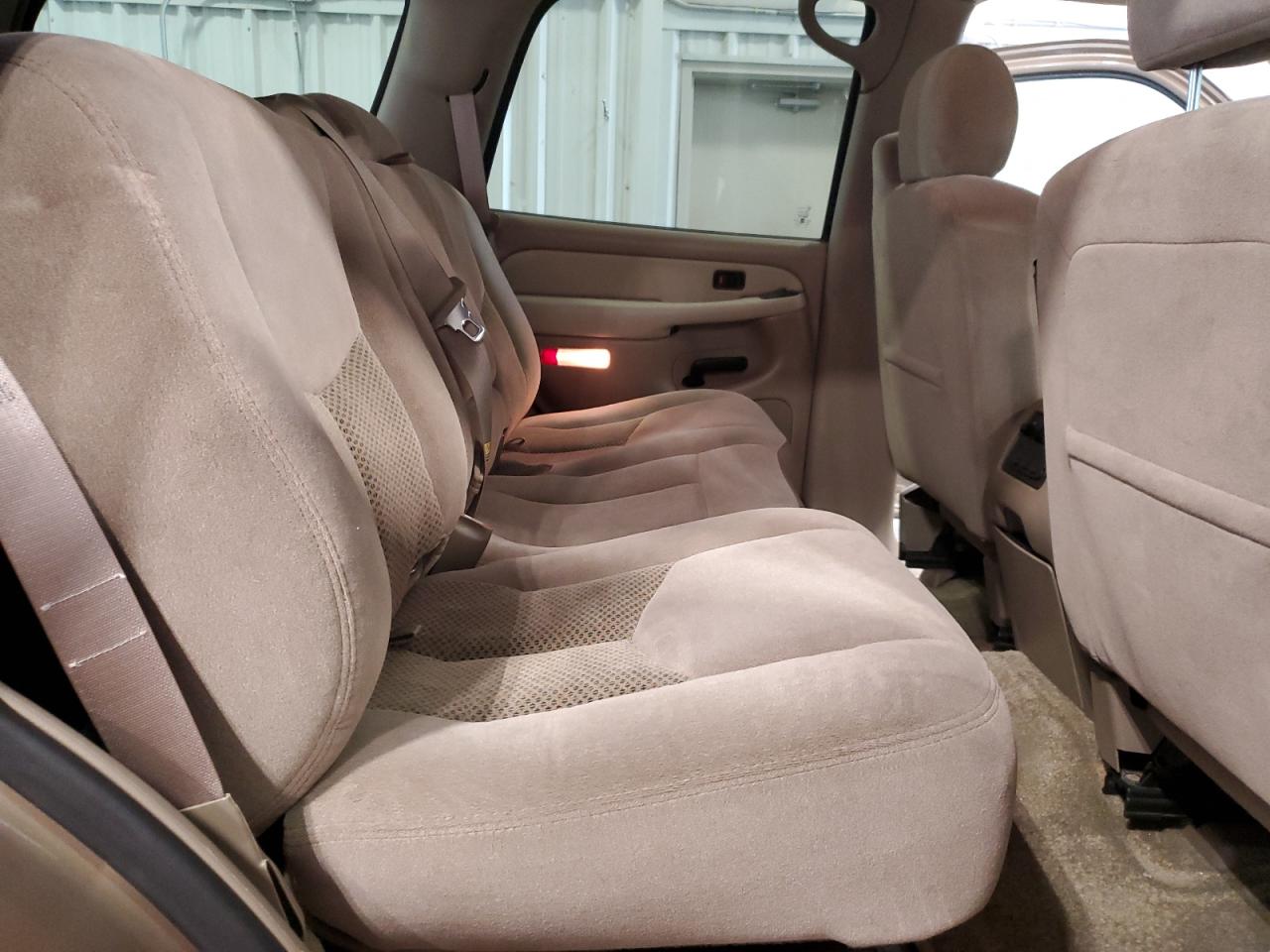 2003 Chevrolet Tahoe K1500 VIN: 1GNEK13ZX3J322442 Lot: 63450094